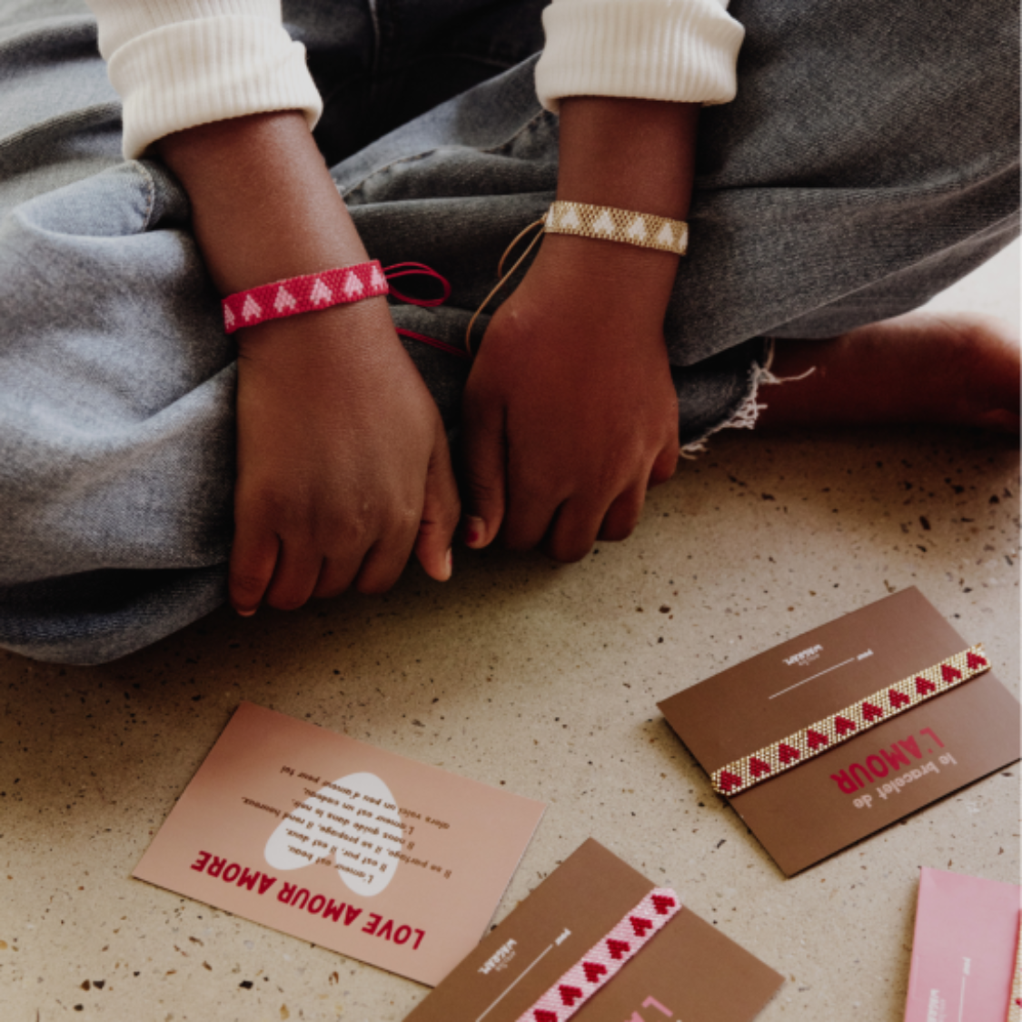 Bracelet de l'amour - Blanc et rouge