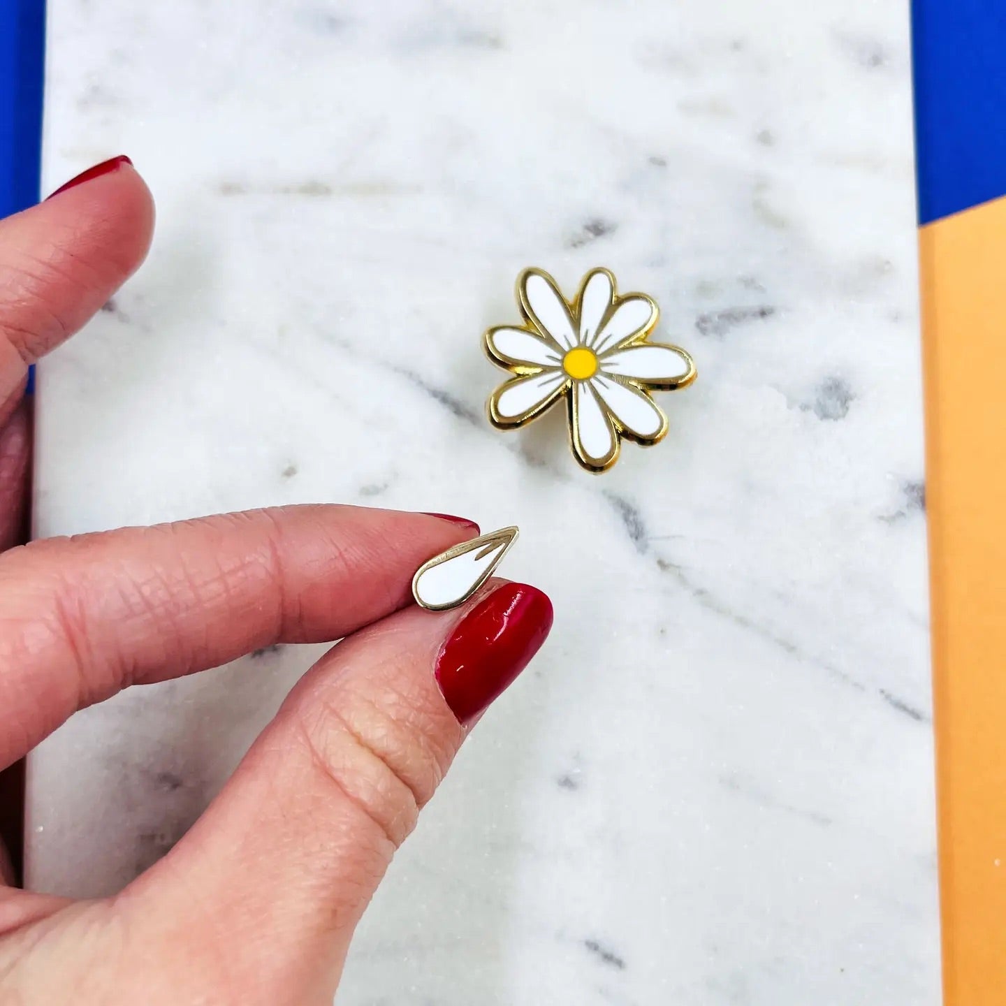Pin's Merci - Marguerite
