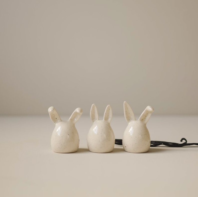 Trio de lapins en céramique - Vanille