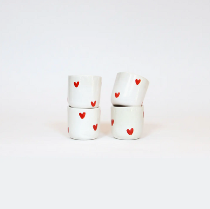 Tasse en faïence - Coeurs rouges