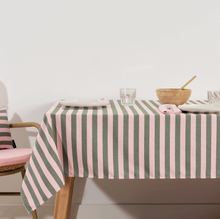 Nappe jacquard rayée imperméable rose & vert mousse - 160 x 250cm