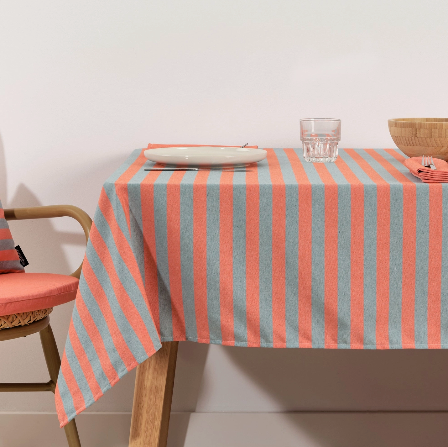 Nappe jacquard rayée imperméable orange & vert de gris - 160 x 250cm