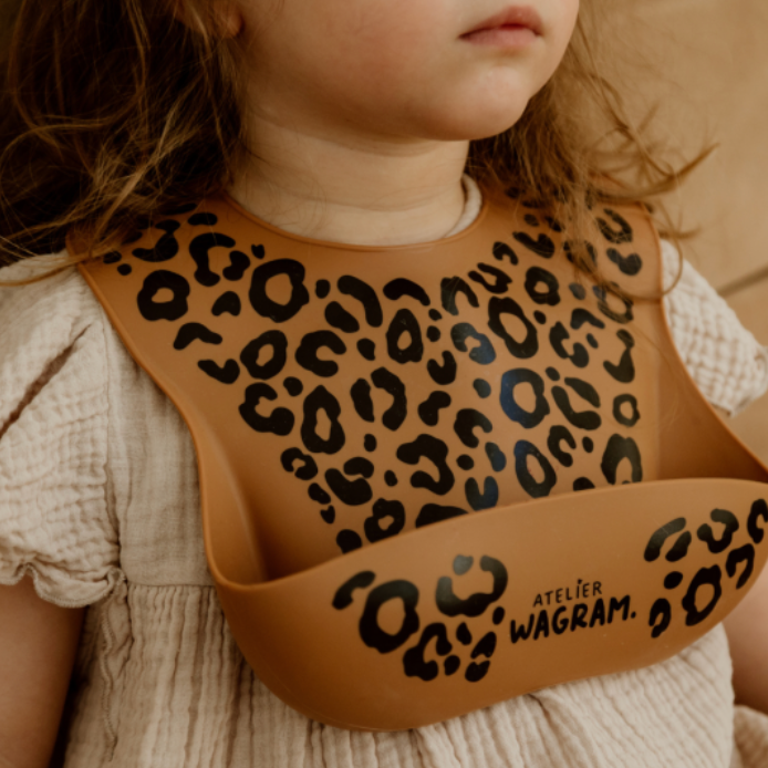 Bavoir bébé silicone léopard - Caramel