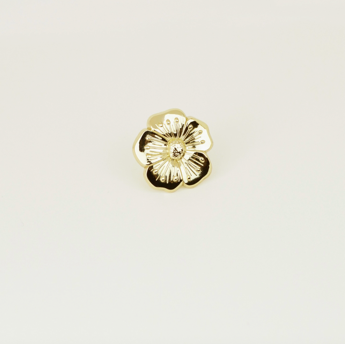 Pin's - Bouton d'or