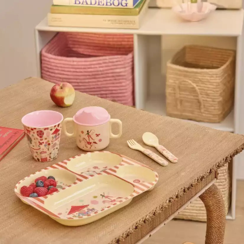Set de vaisselle bébé en mélamine - Héros rose