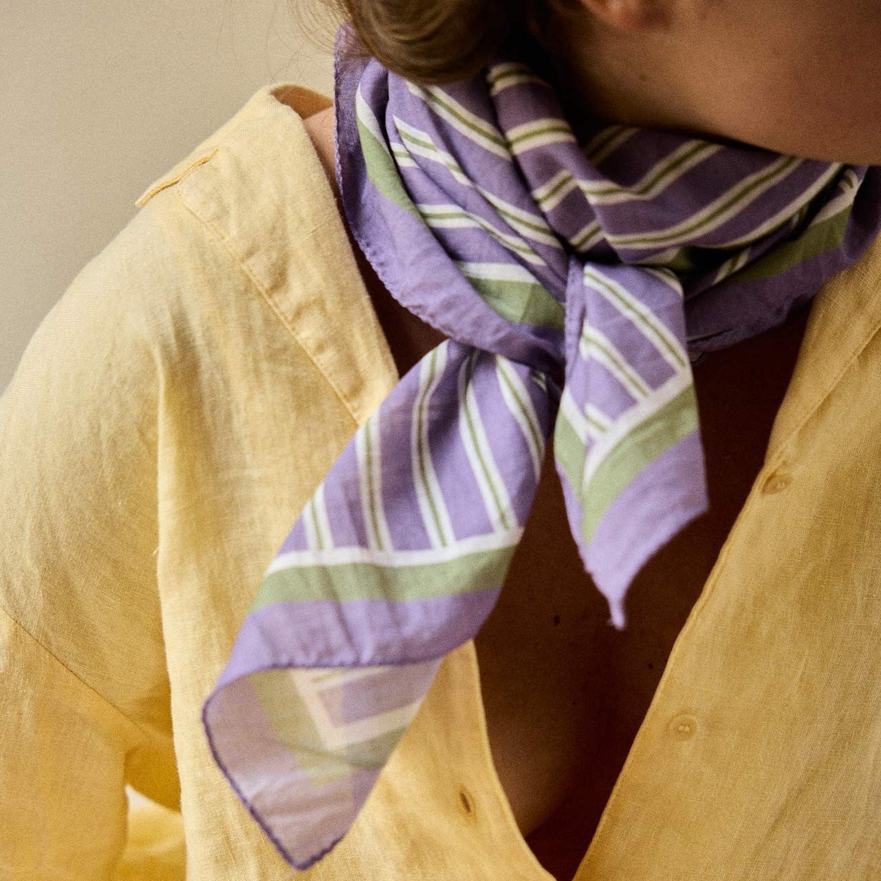 Foulard rayures violettes Gabrielle 