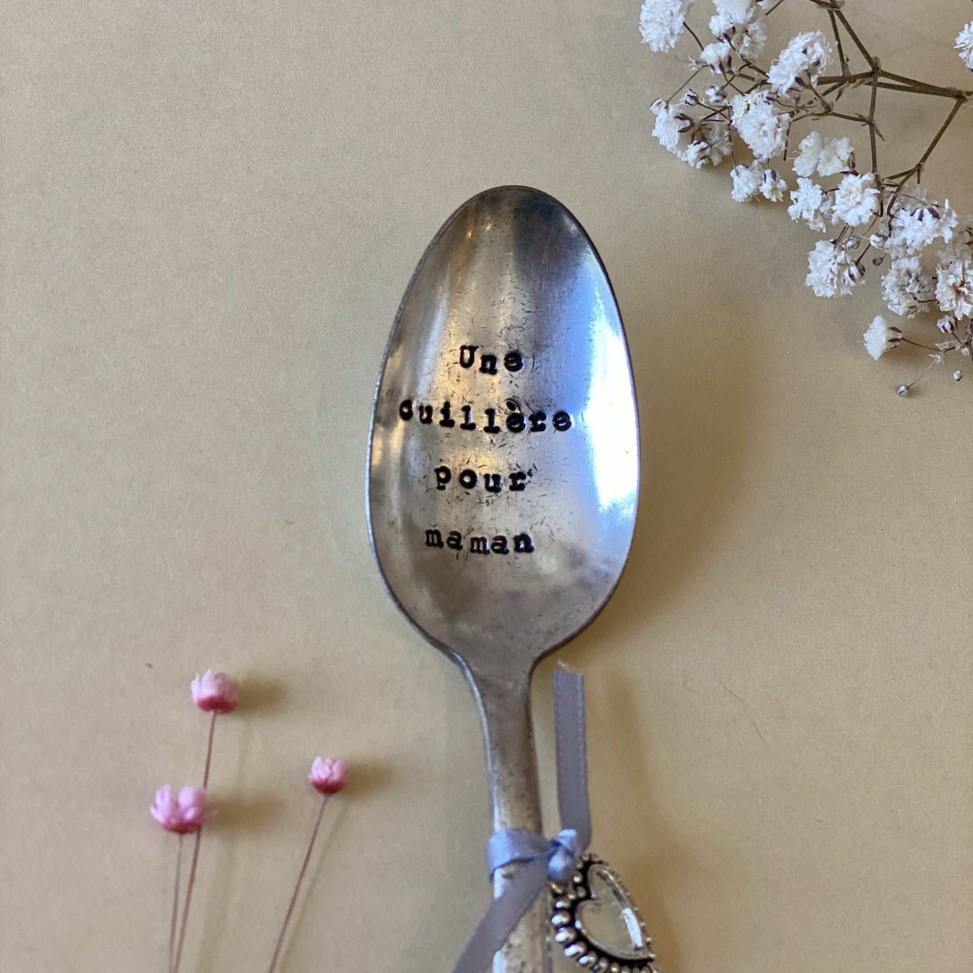 Petite cuillère gravée - Une cuillère pour maman