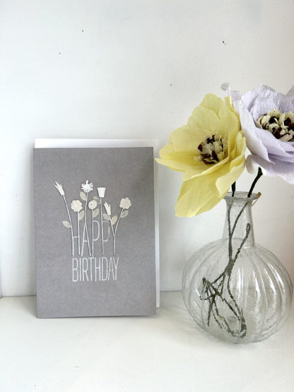 Carte grise fleurs blanches - Happy birthday