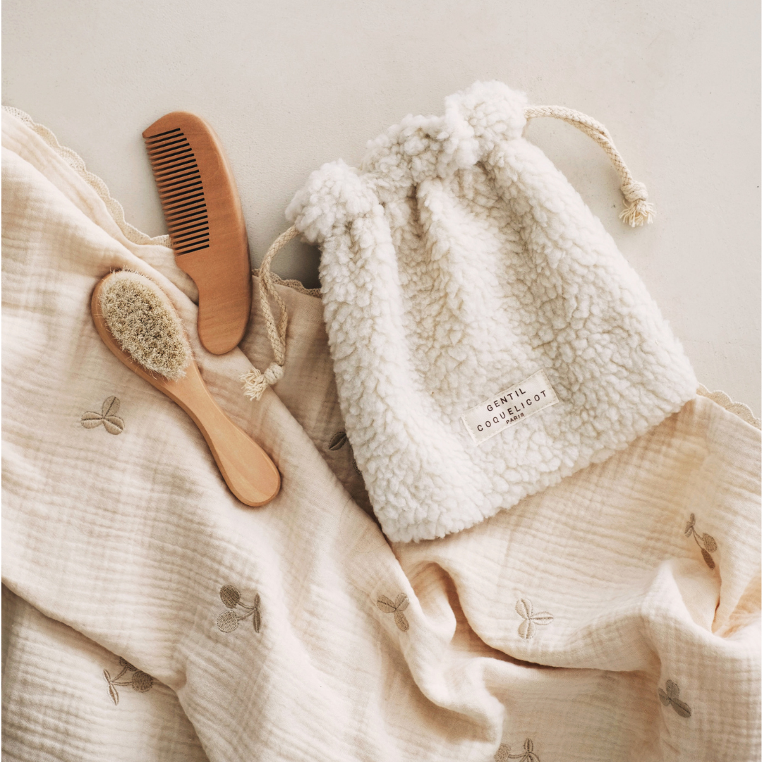 Set de brosses cheveux bébé + pochette