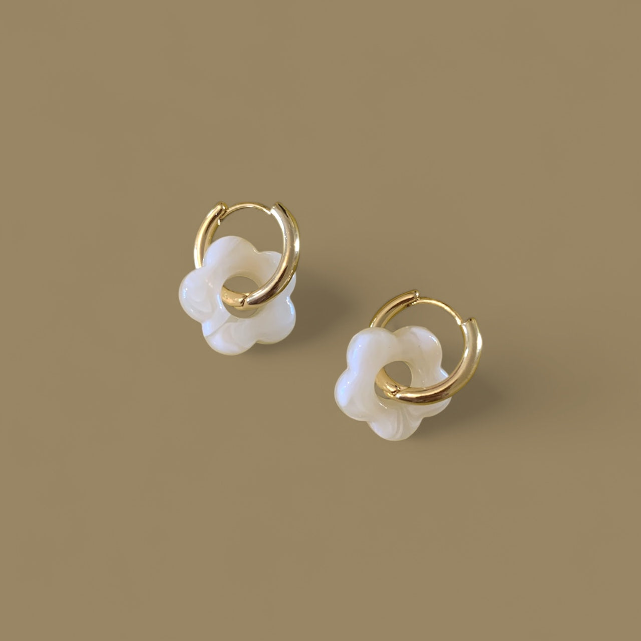 Boucles d'oreilles Billie MM - Ecru