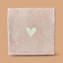 Carreau à accrocher - Coeur beige