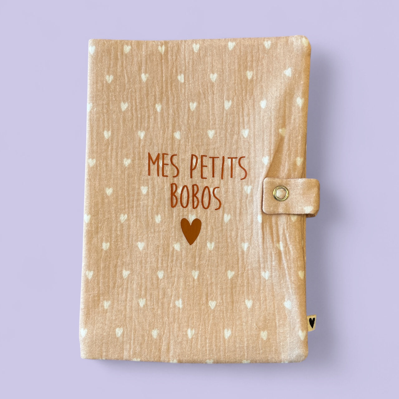 Protège carnet de santé coeurs beige - Mes petits bobos