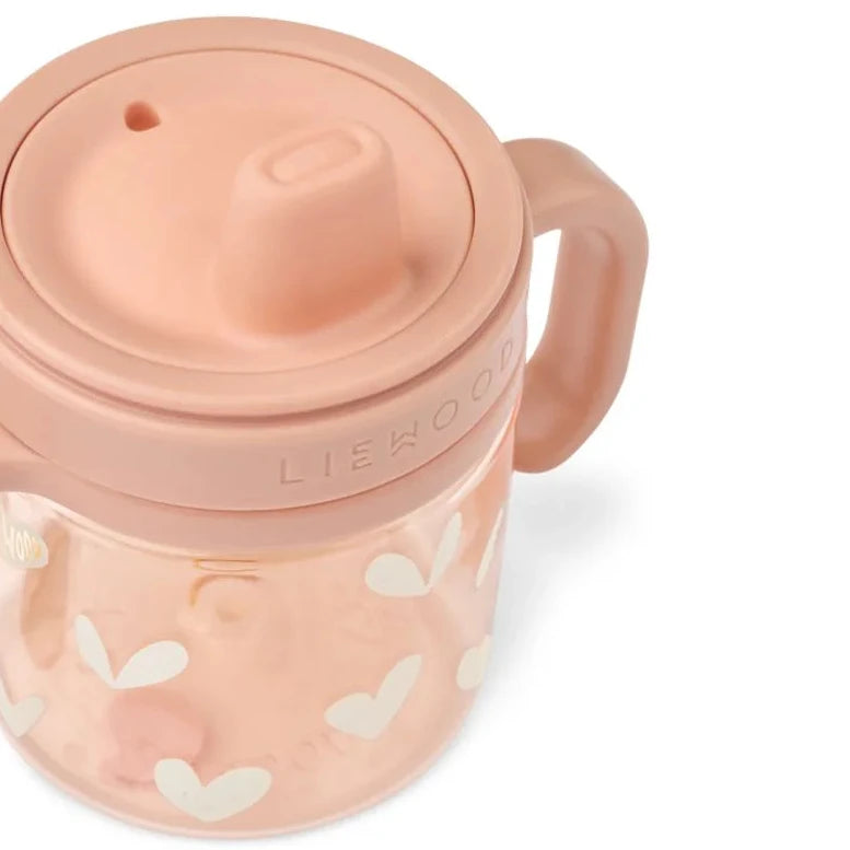 Tasse à bec rose coeurs Liewood 3