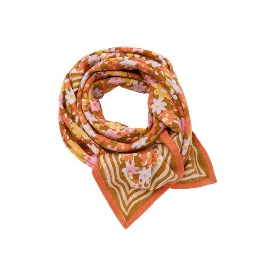 apaches-collections-big-foulard-latika-paquerette-tapenade
