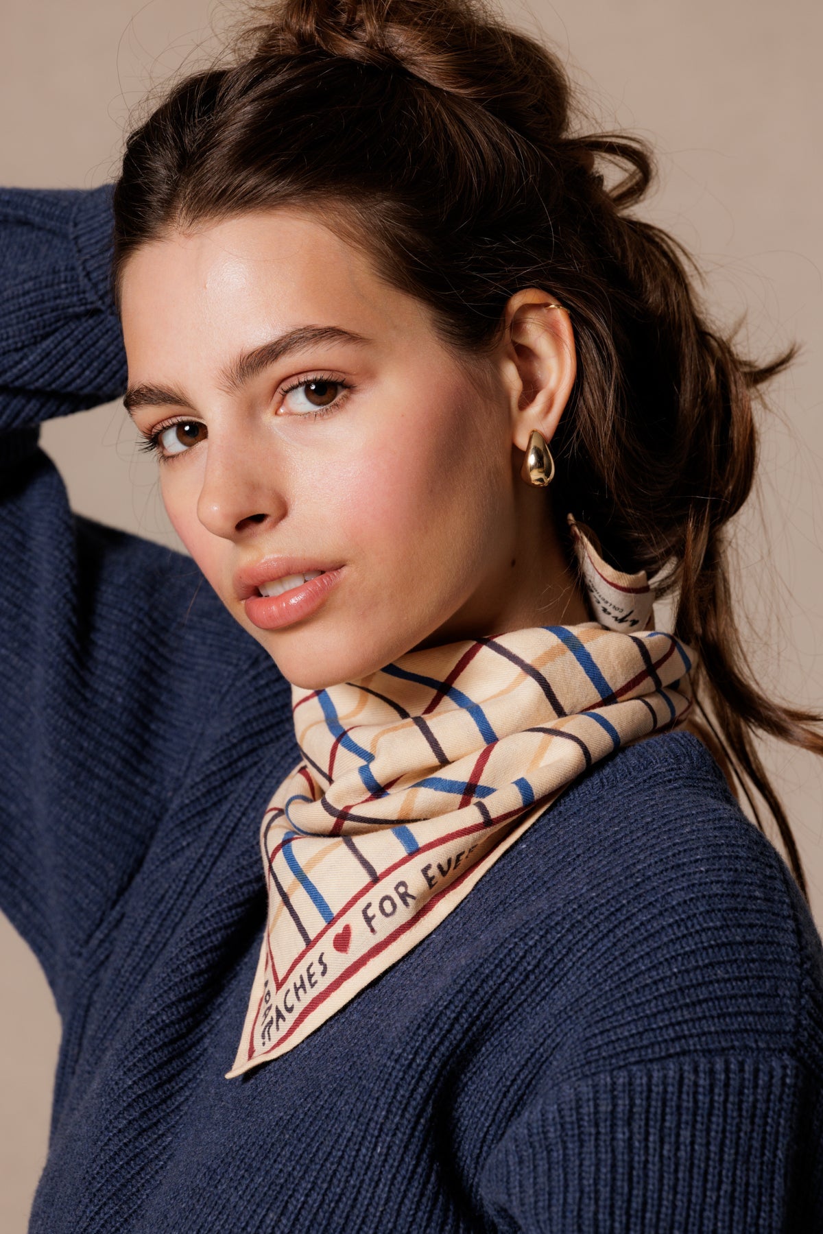 Petit foulard Manika - Cahier Macadamia