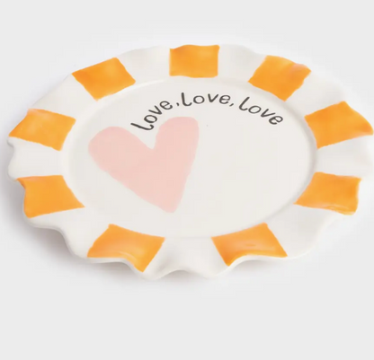 Assiette festonnée - "Love, love, love" coeur