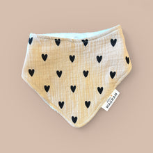 Bavoir bébé coeurs - Beige