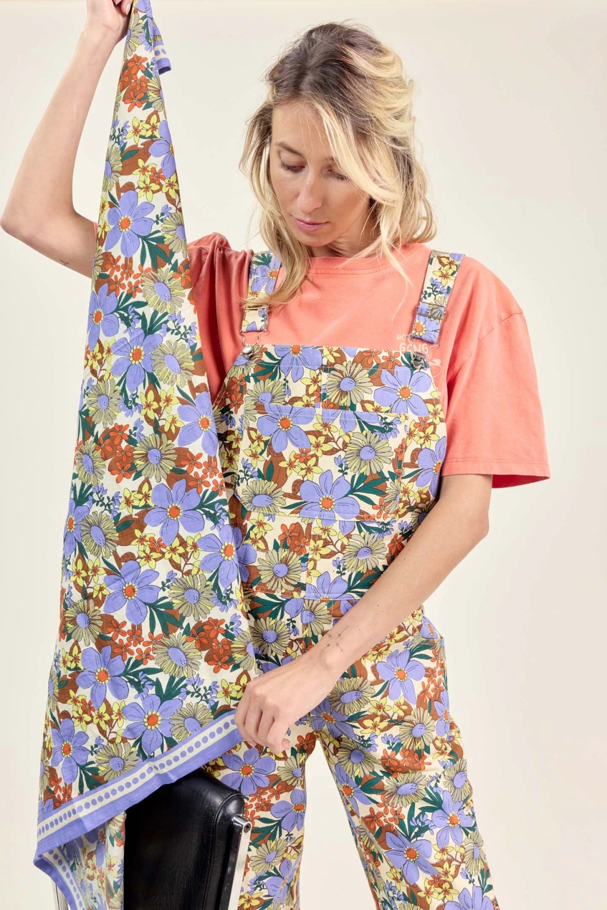 big-foulard-latika-bouquet-iris