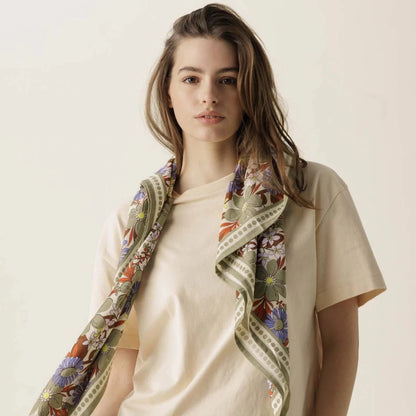 big-foulard-latika-bouquet-macadamia