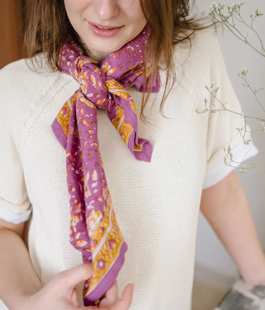 bindi foulard folk story pink