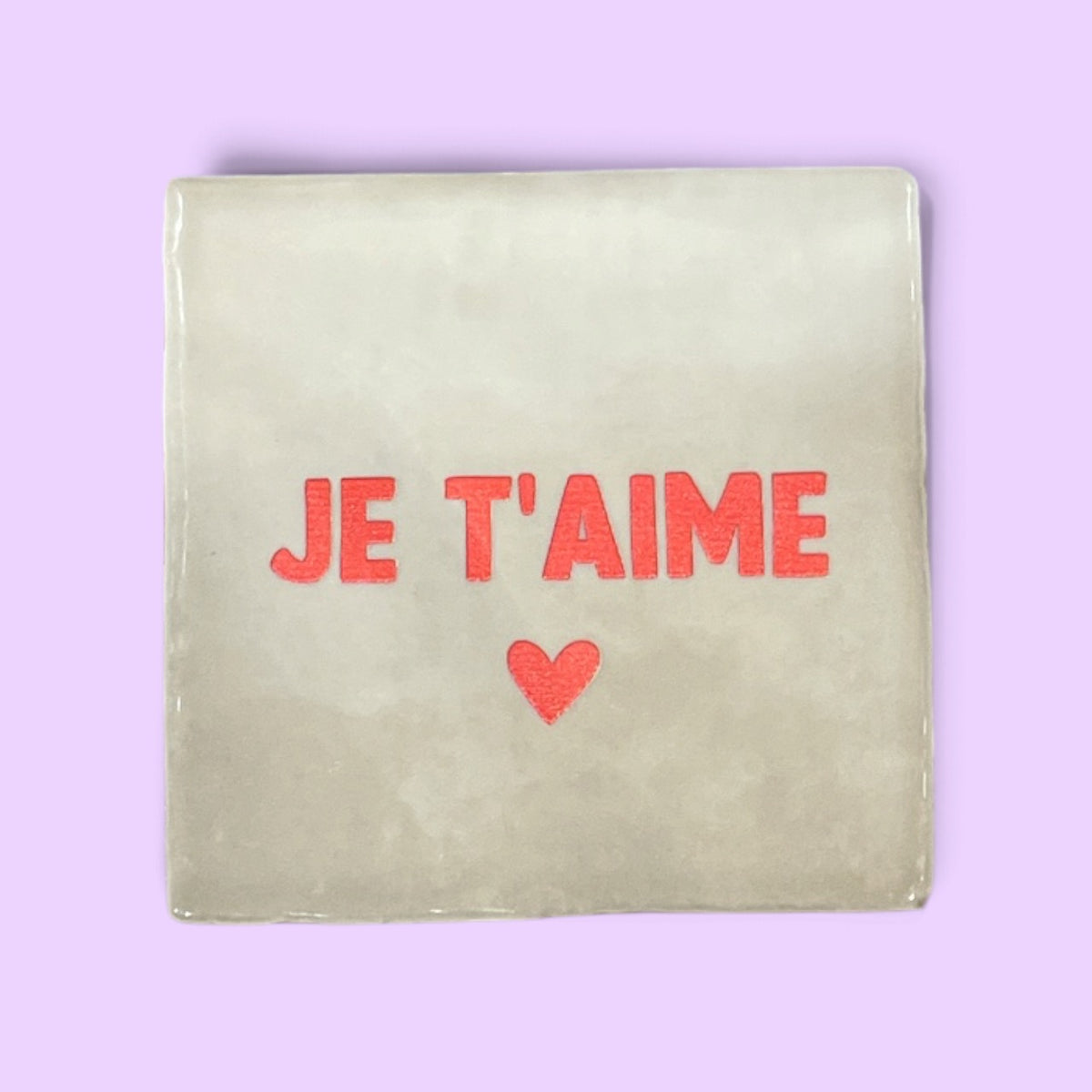 carreau à accrocher je t'aime beige rouge studio meuk