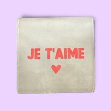carreau à accrocher je t'aime beige rouge studio meuk