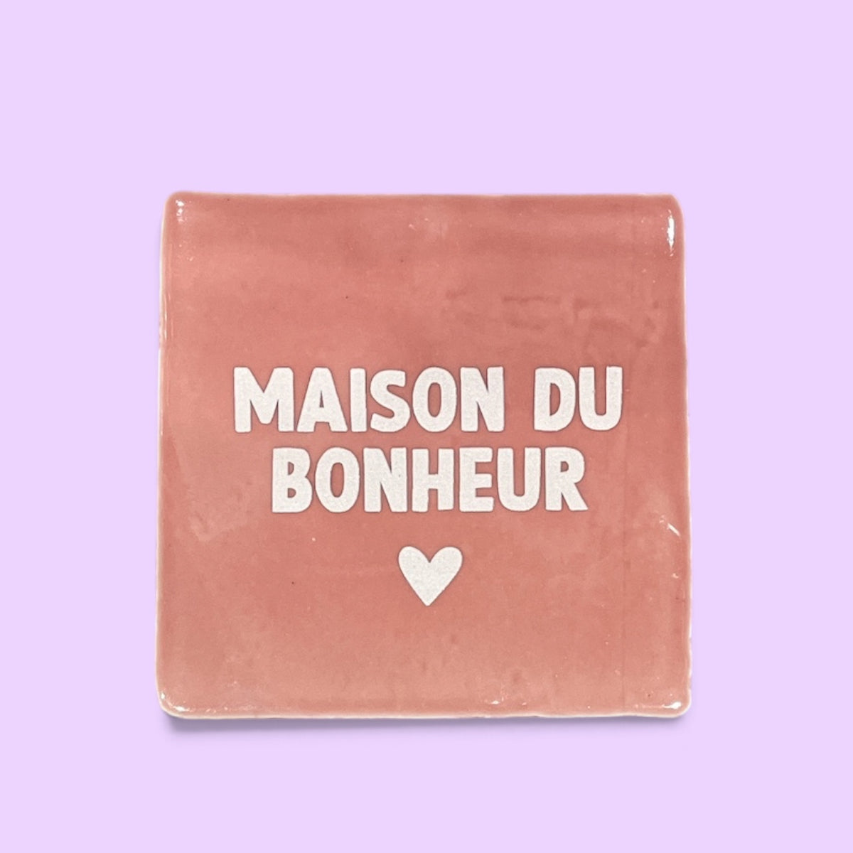 carreau à accrocher maison du bonheur rose foncé studio meuk