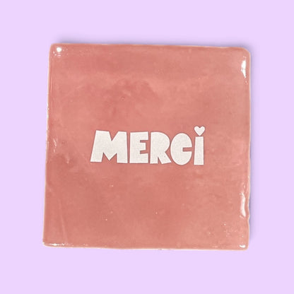 carreau à accrocher merci rose foncé studio meuk