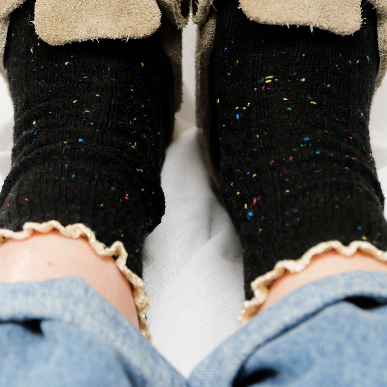 chaussettes hautes noires macramés