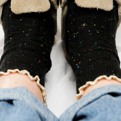 chaussettes hautes noires macramés