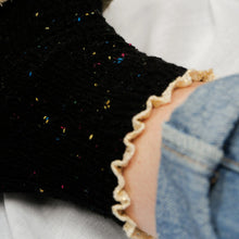 chaussettes hautes noires macramés