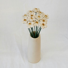 Fleur de fraisier en céramique - Blanche