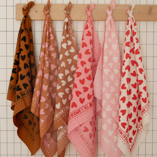 Foulard - Coeur marron et blanc