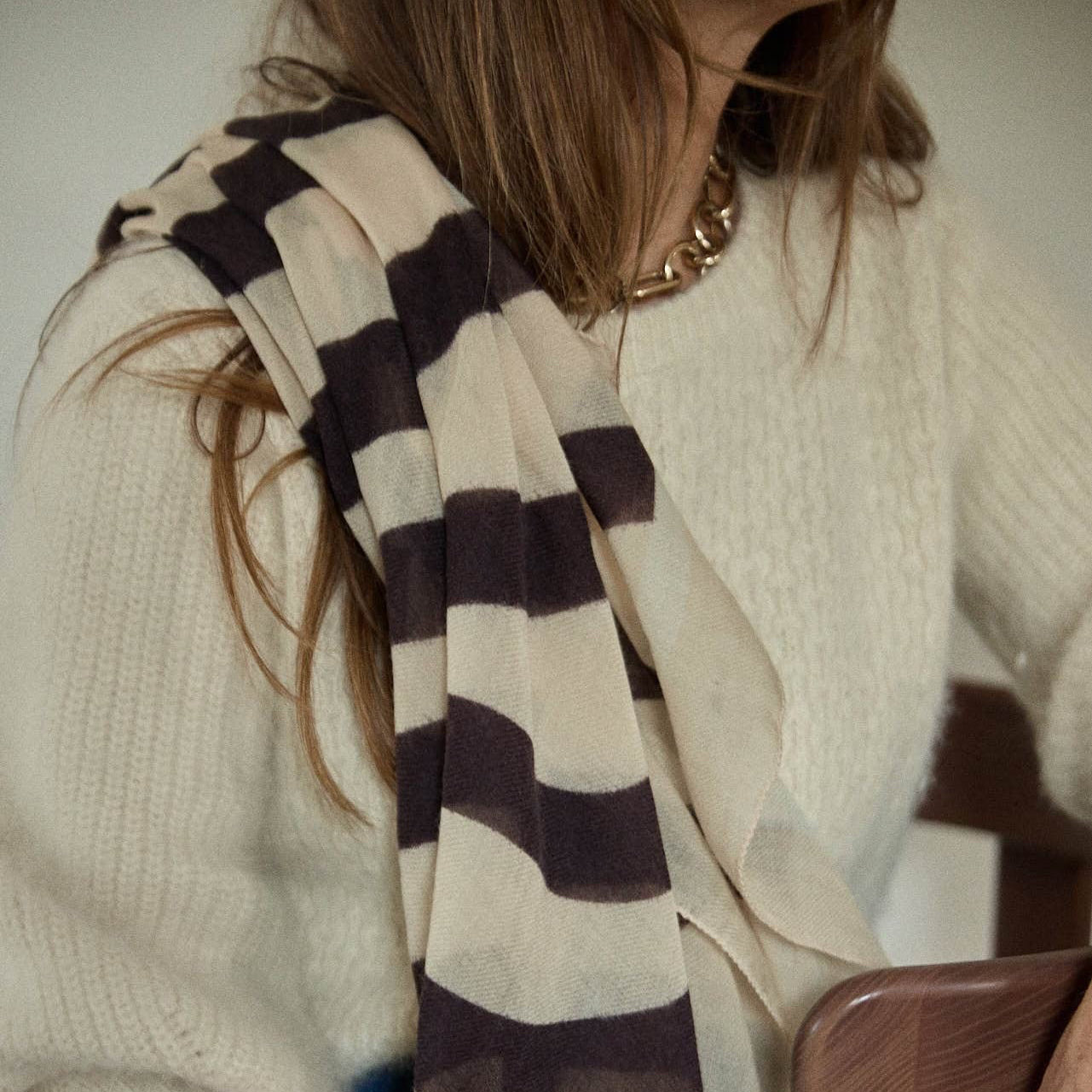 foulard en laine zébra beige Gabrielle 