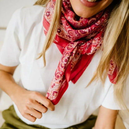 foulard_femme_garda_framboise-bindi