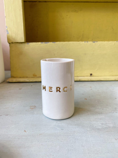 Mini vase en porcelaine - Merci