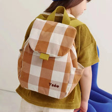paco-le-sac-a-dos-a-carreaux brique