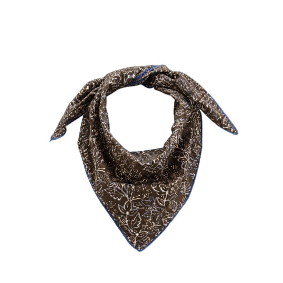 petit-foulard-chantilly