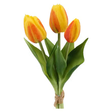petit bouquet de tulipes oranges et jaunes