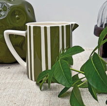 Pichet rayé kaki et blanc - PM