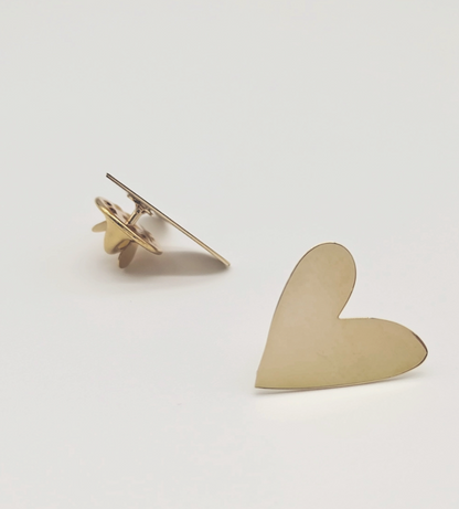 Pin's - Coeur (arrosoir)