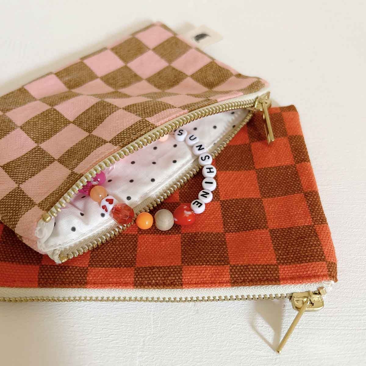 porte-monnaie-marie-imprime-damier_strawberry