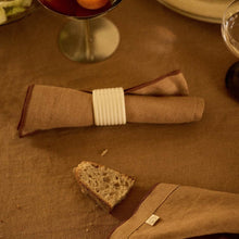 serviette-de-table-en-lin-lave-tabac-brode-2
