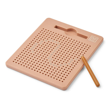tablette magnétique rose liewood