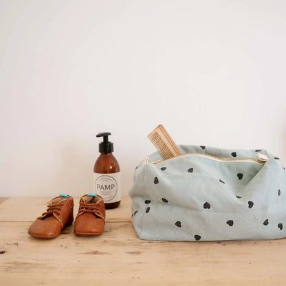 trousse-de-toilette-vic-imprime-coeur-blue-spray_jpg