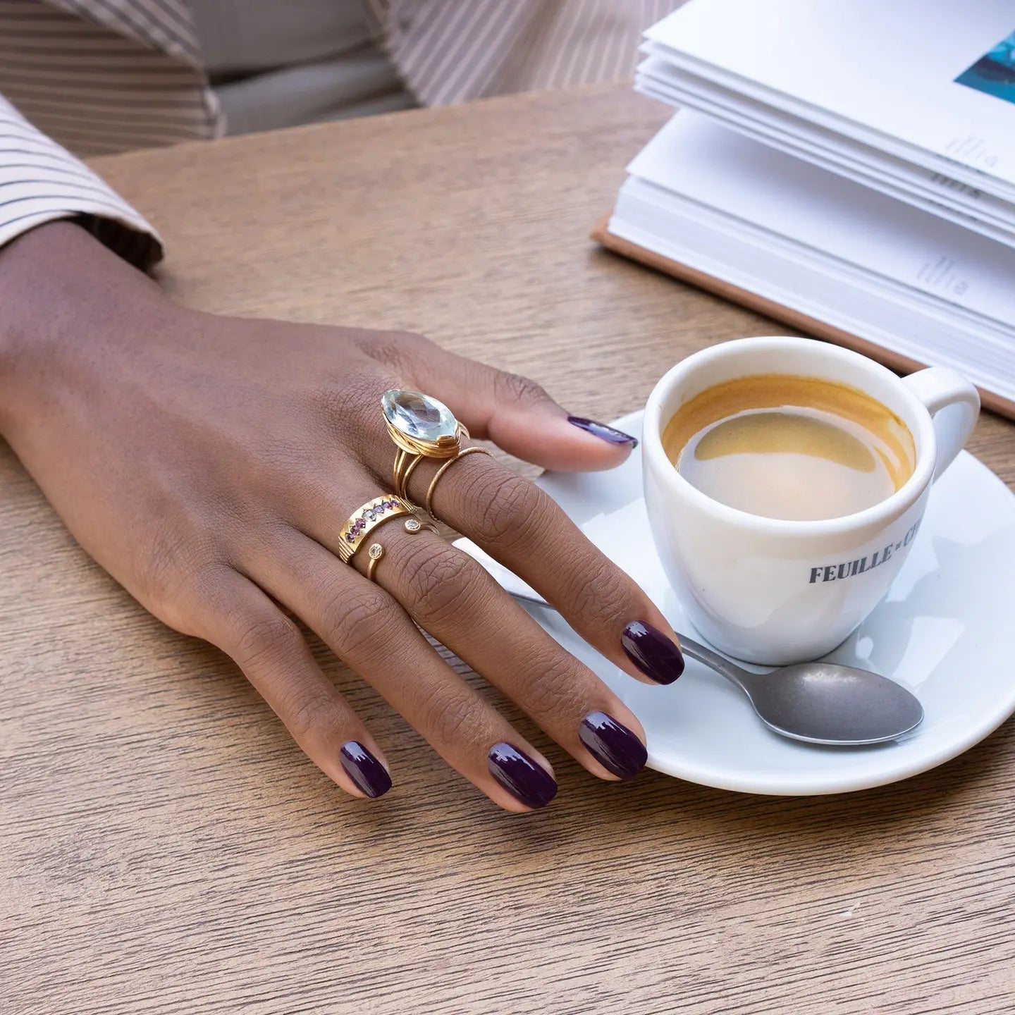 vernis à ongles aubergine manucurist
